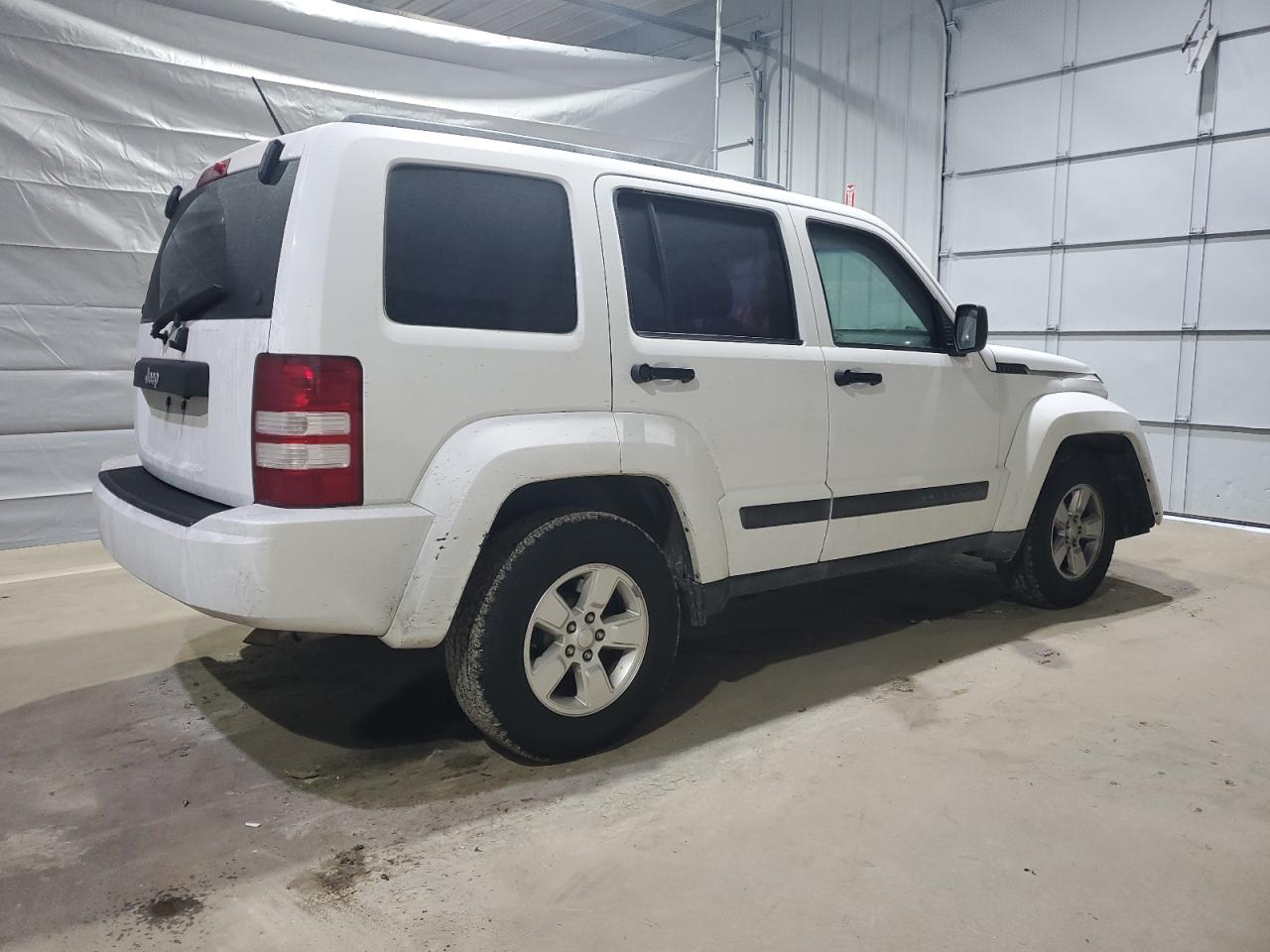 2012 Jeep Liberty (North America) - Image 3
