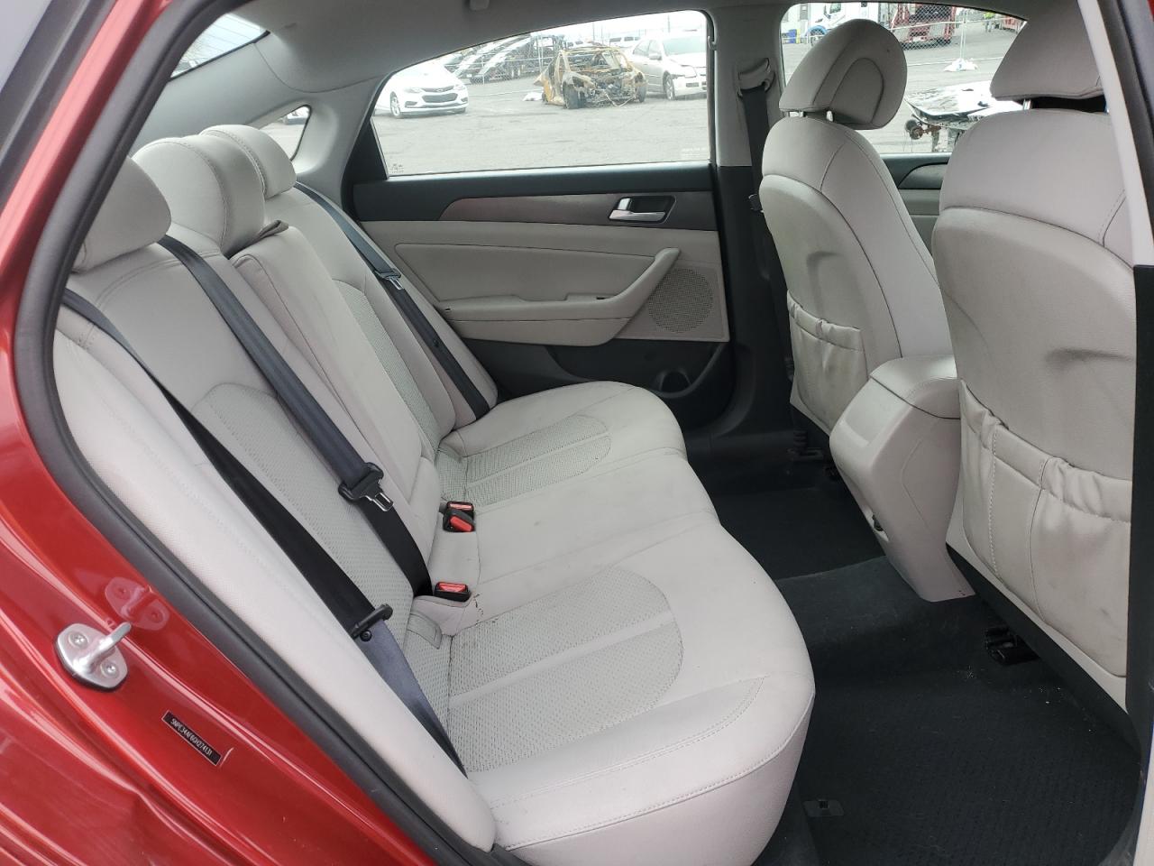 2016 Hyundai Sonata - Image 10