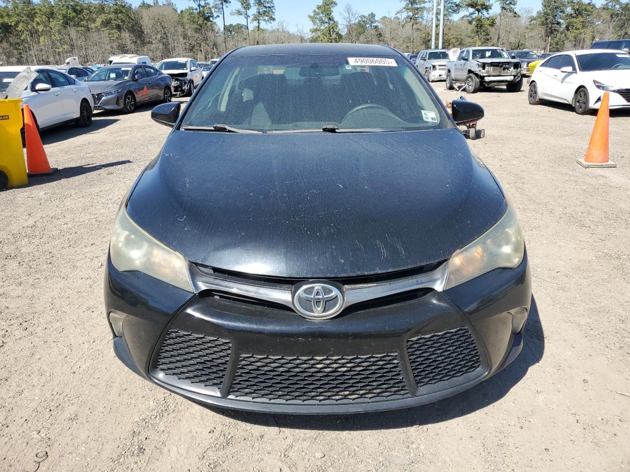 2015 Toyota Camry - Image 5
