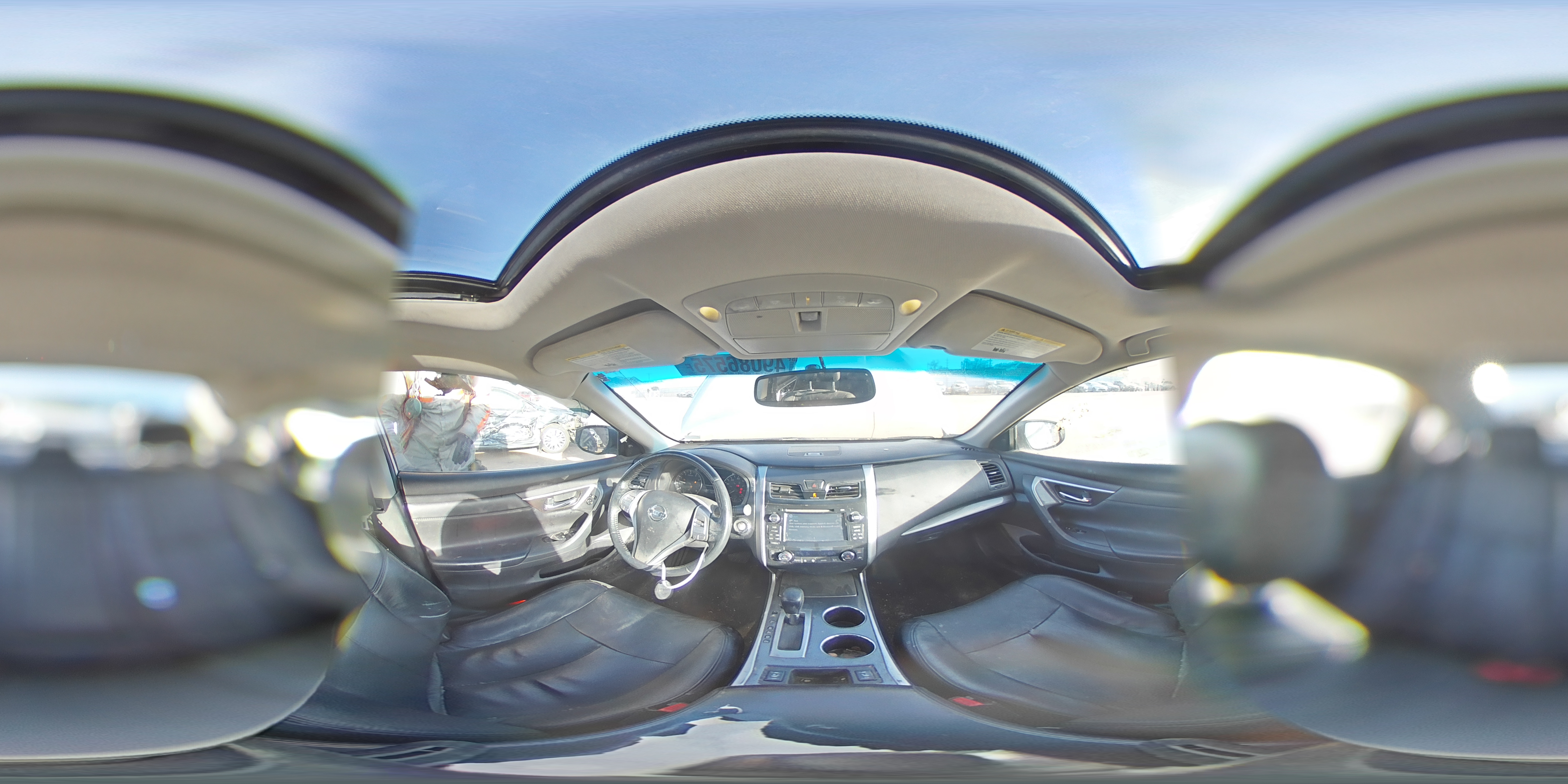2014 Nissan Altima - Image 13