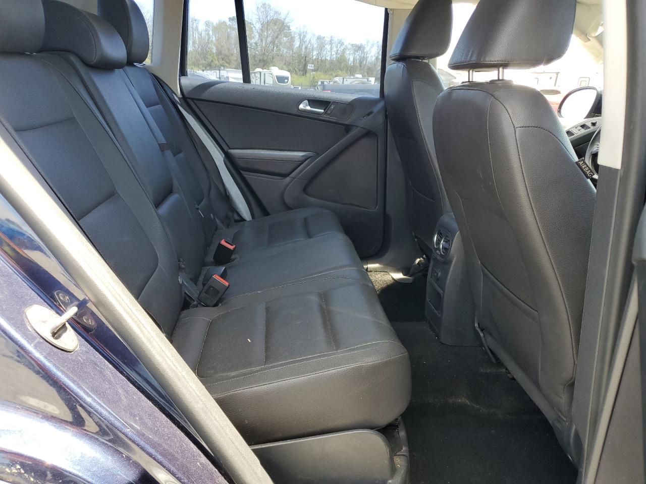 2016 Volkswagen Tiguan S VIN: WVGAV7AX2GW601357 Lot: 50563725