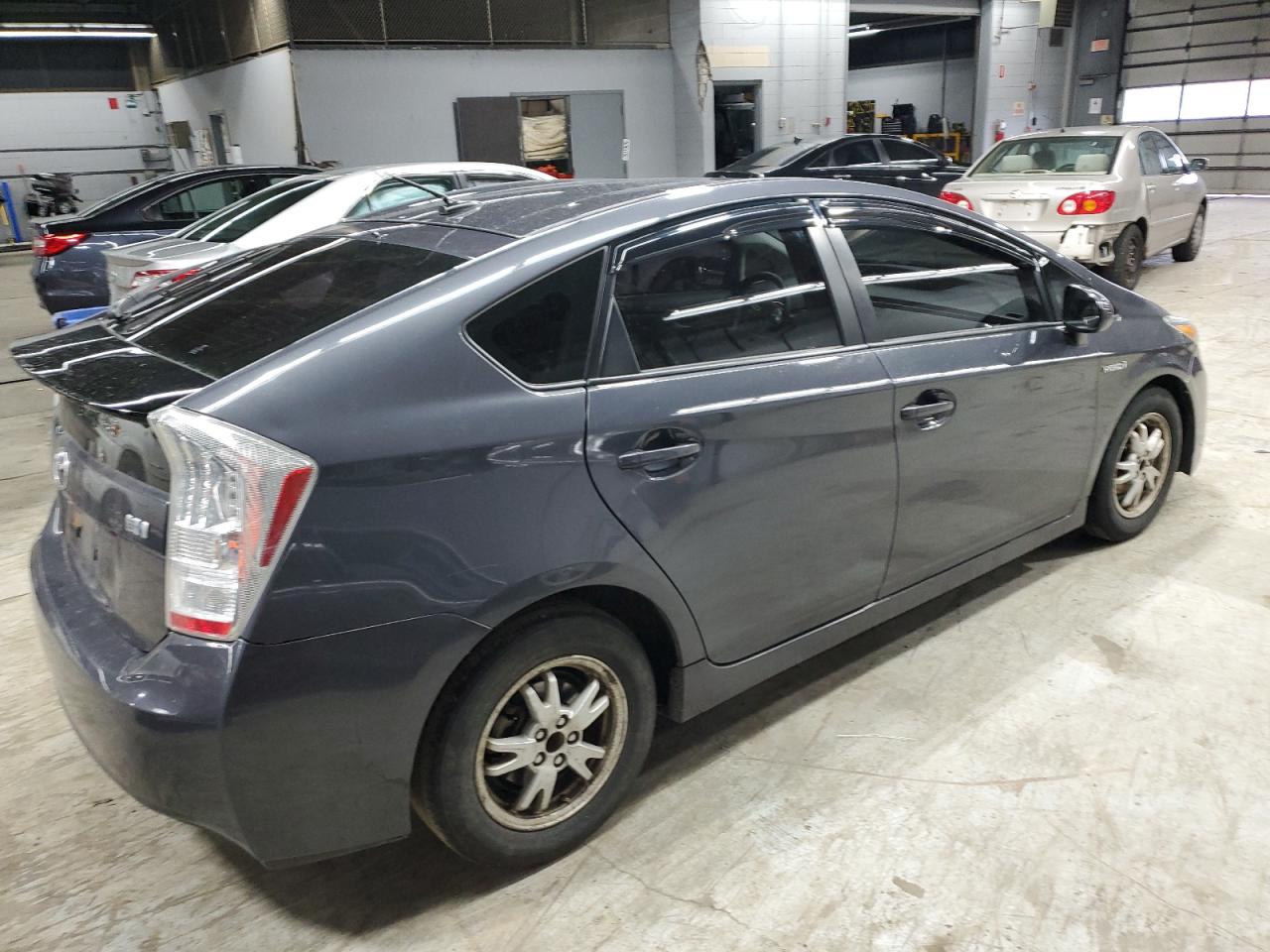 2011 Toyota Prius - Image 3