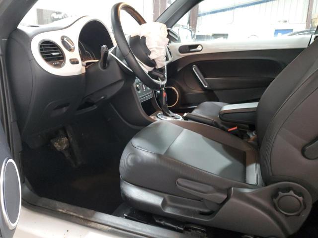  VOLKSWAGEN BEETLE 2014 Biały