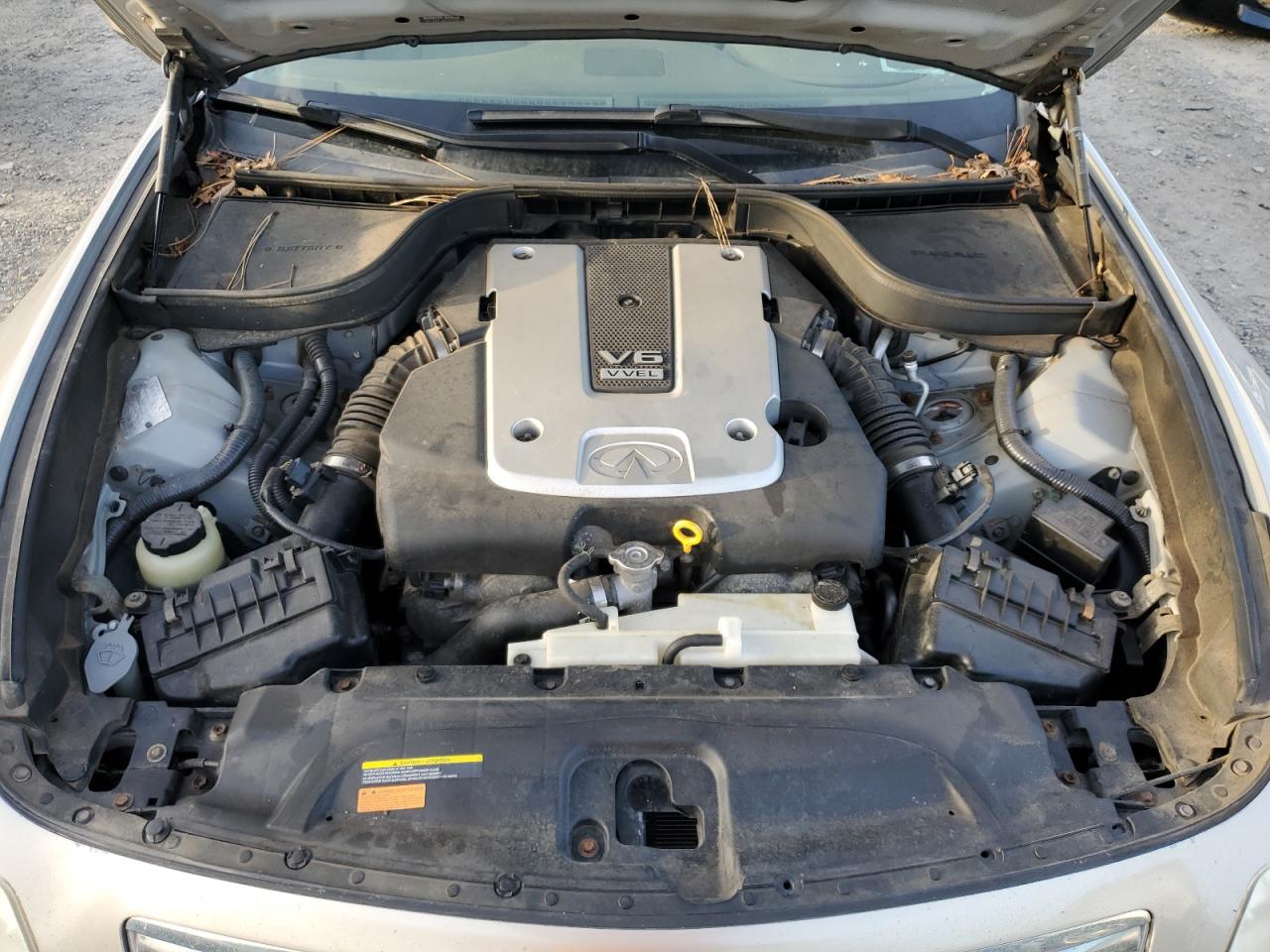 2009 Infiniti G - Image 11