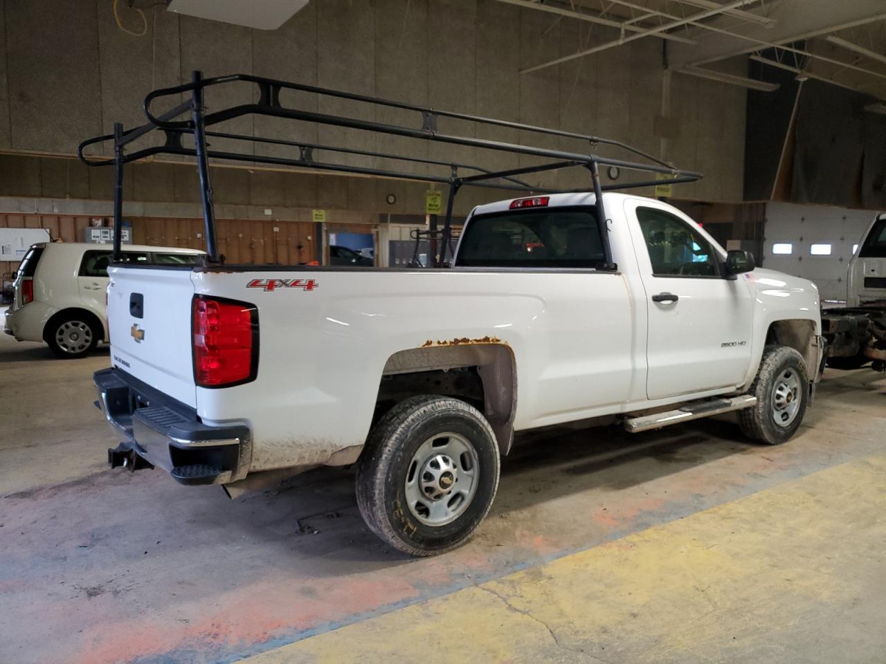 2015 Chevrolet Silverado - Image 3