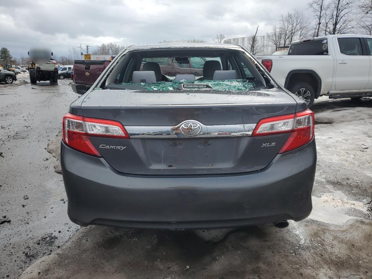 2012 Toyota Camry - Image 6