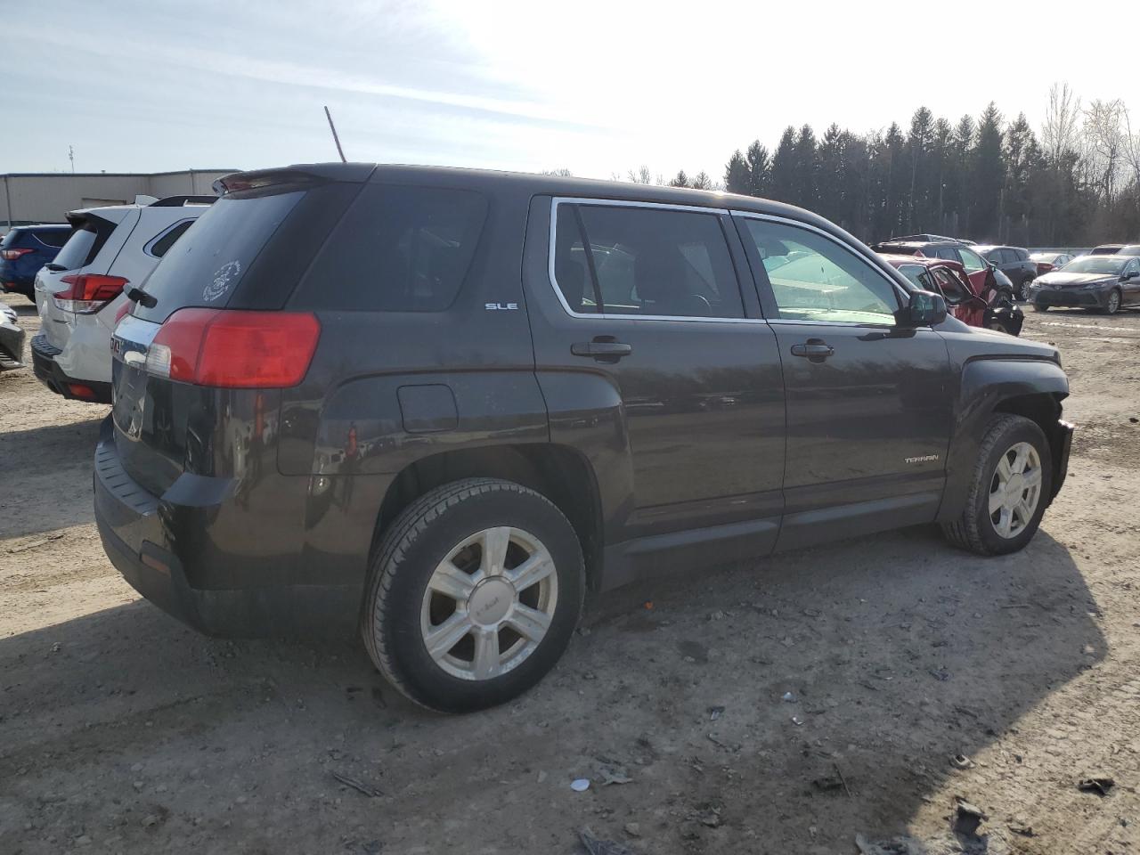 2015 GMC Terrain - Image 3