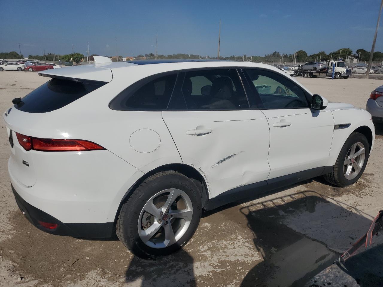 2018 Jaguar F-Pace - Image 3