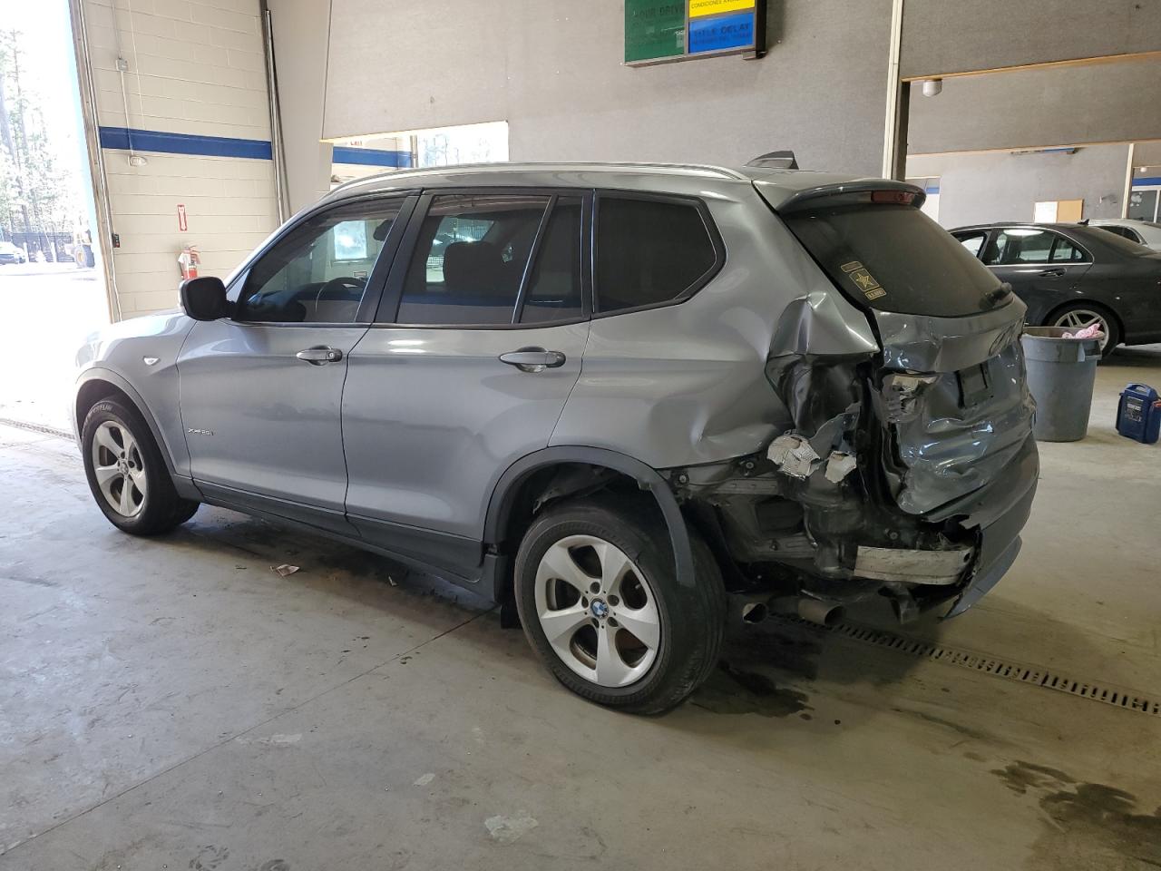 2011 BMW X3 - Image 2