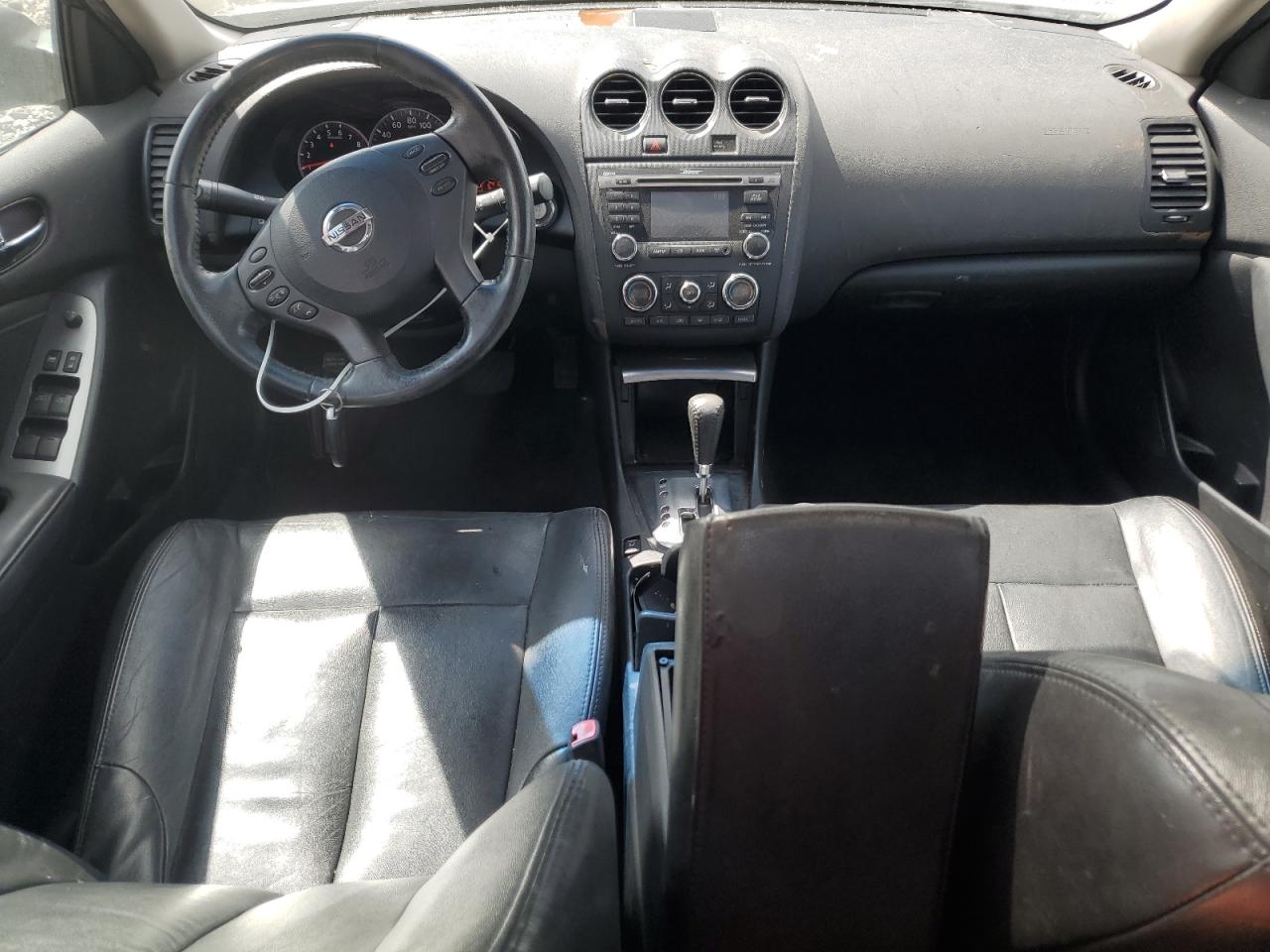 2011 Nissan Altima - Image 8
