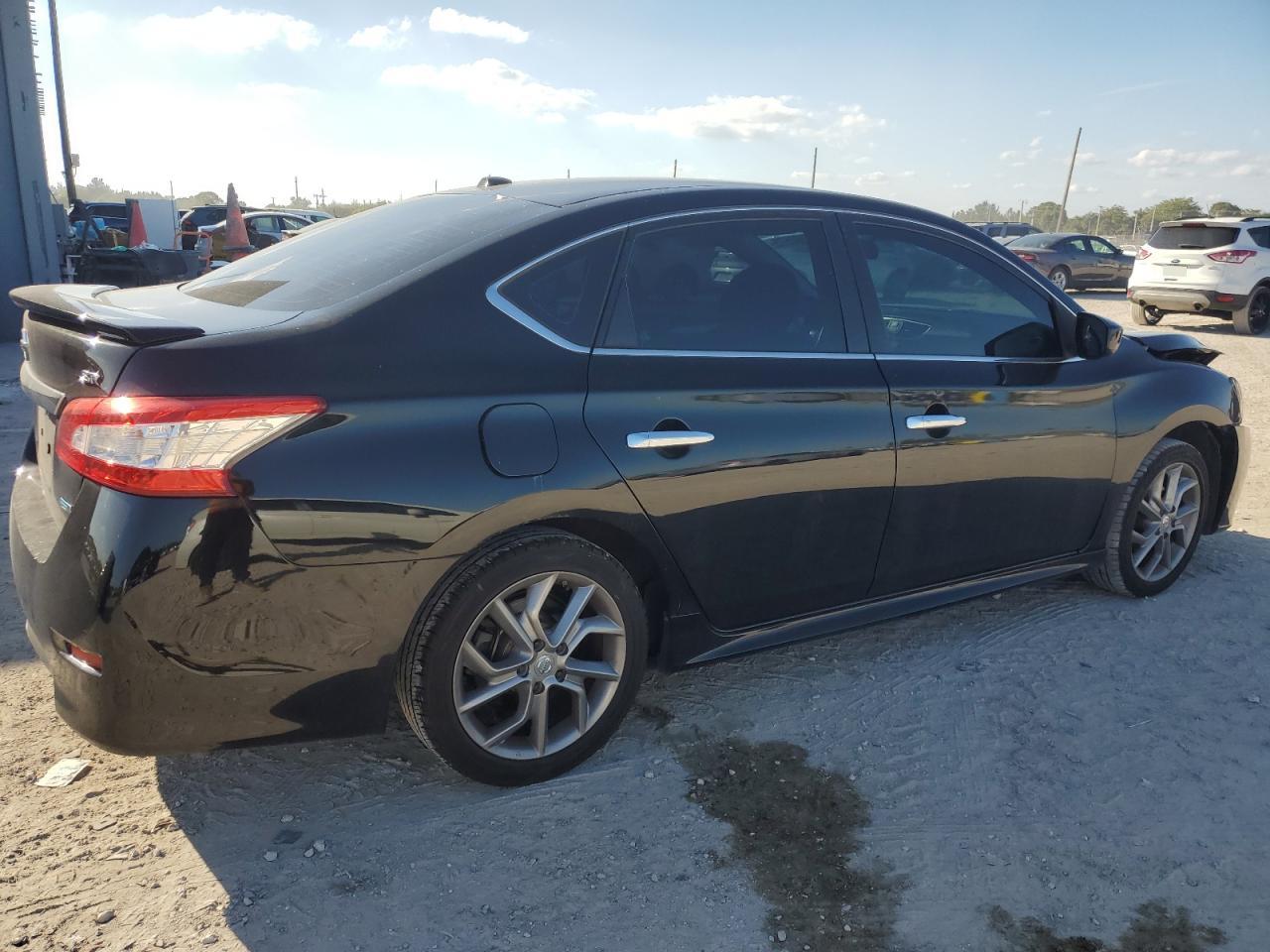 2013 Nissan Sentra - Image 3