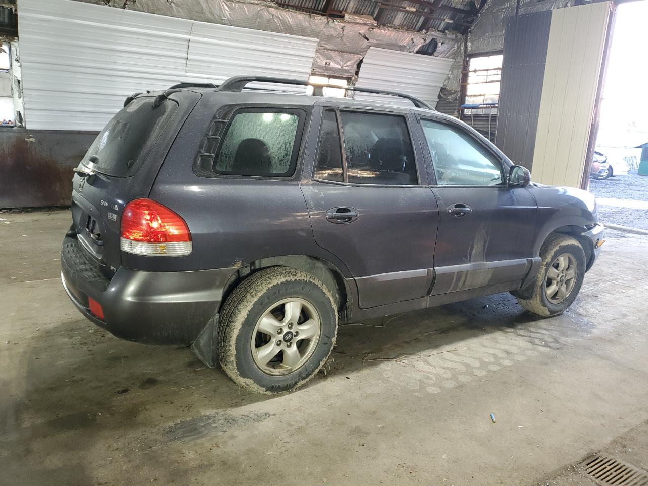 2005 Hyundai Santa Fe - Image 3