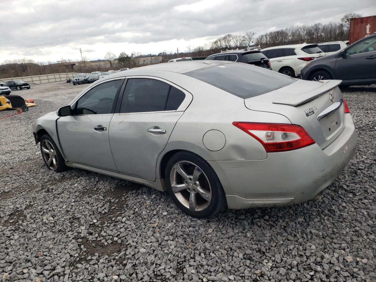2010 Nissan Maxima - Image 2