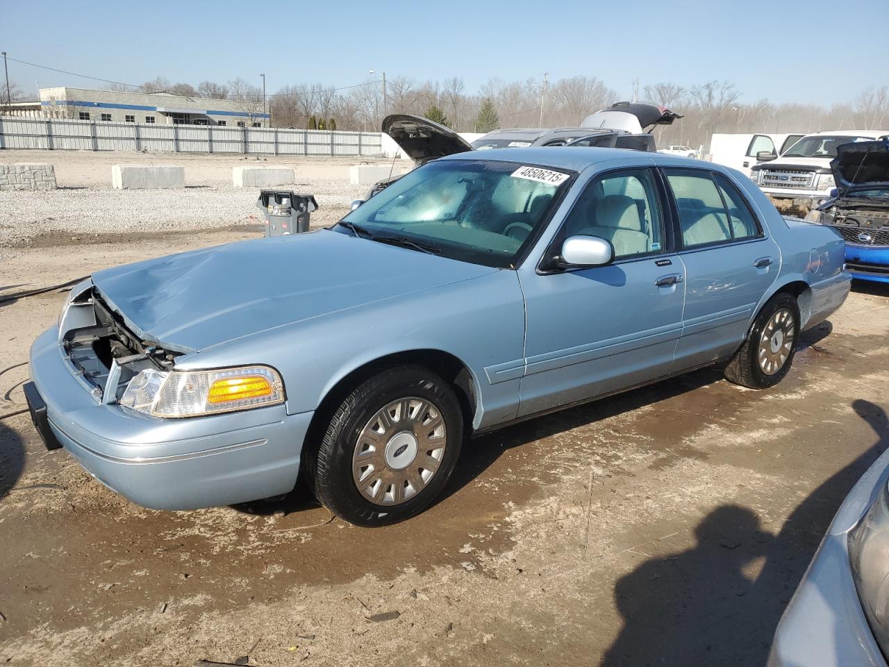2003 FORD CROWN VIC