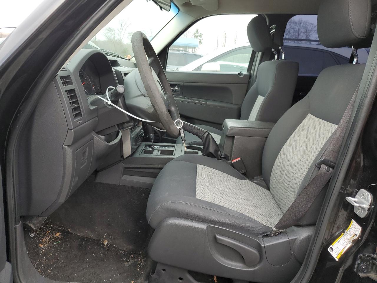 2010 Jeep Liberty (North America) - Image 7