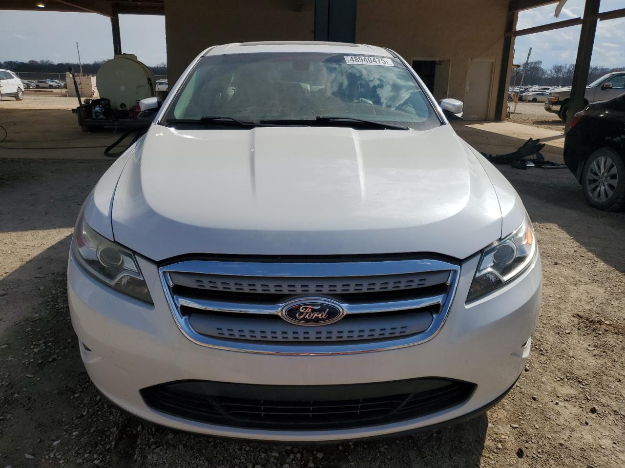 2011 Ford Taurus - Image 5