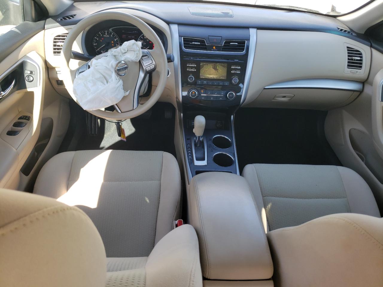 2015 Nissan Altima - Image 8