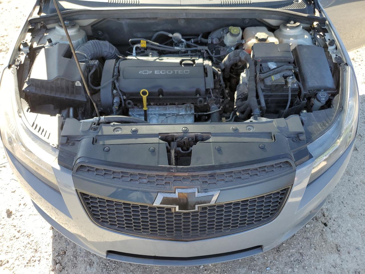 2014 Chevrolet Cruze - Image 11