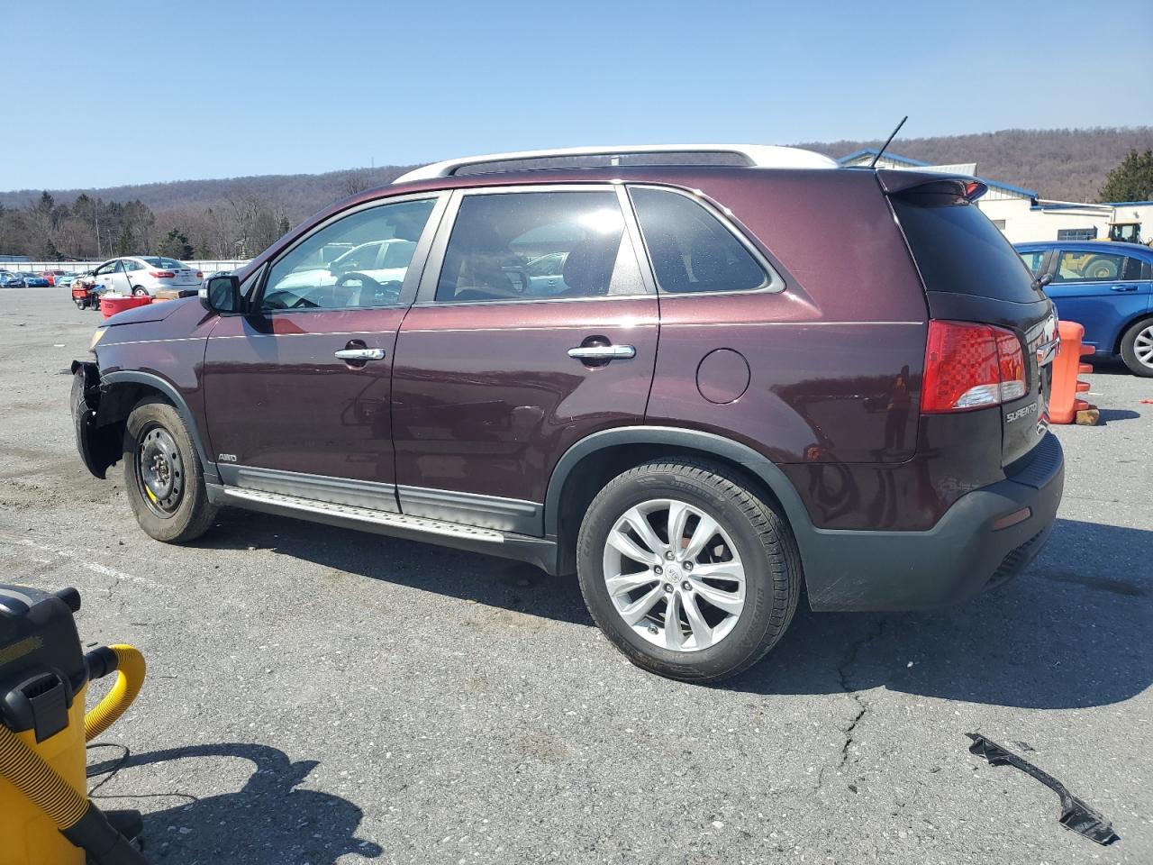 2011 Kia Sorento - Image 2