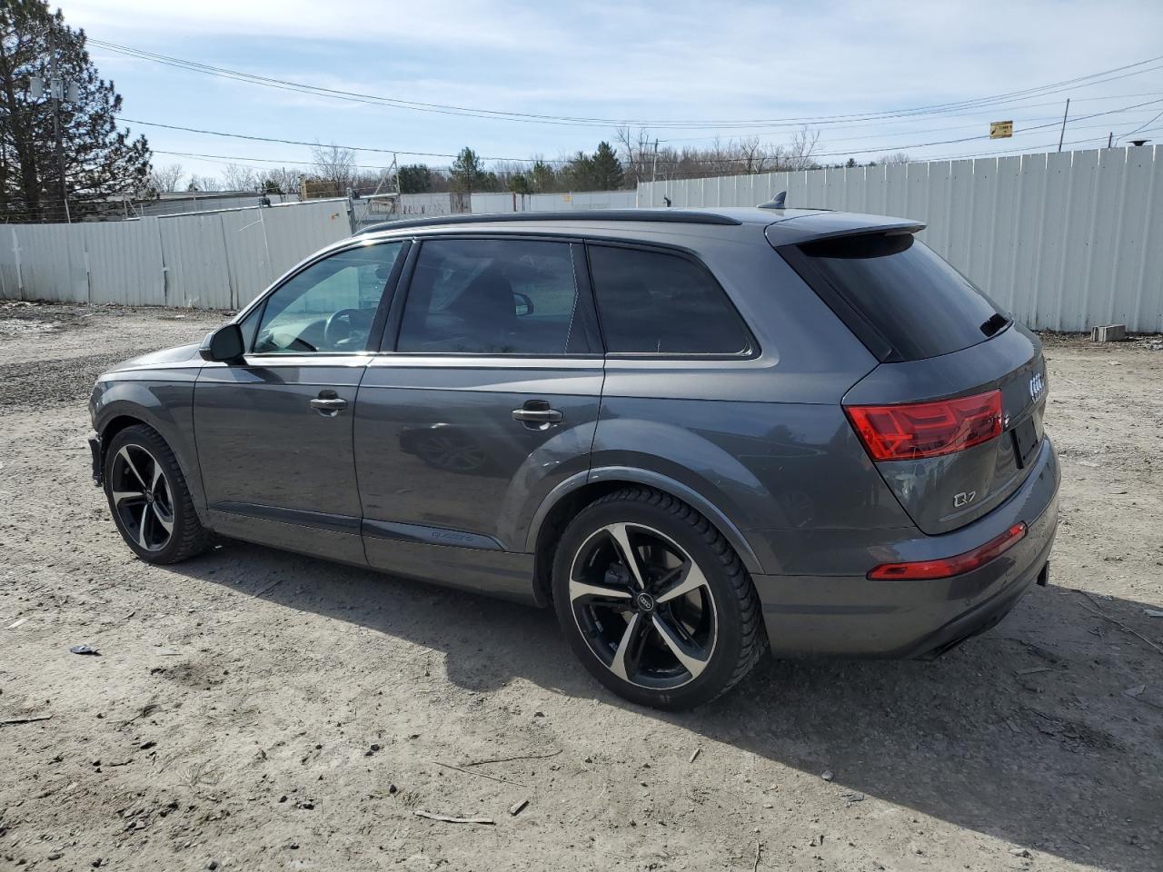 2019 Audi Q7 - Image 2