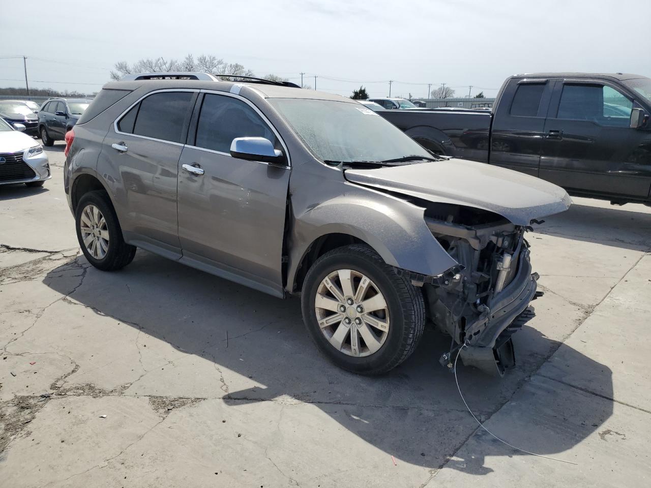 2010 Chevrolet Equinox - Image 4