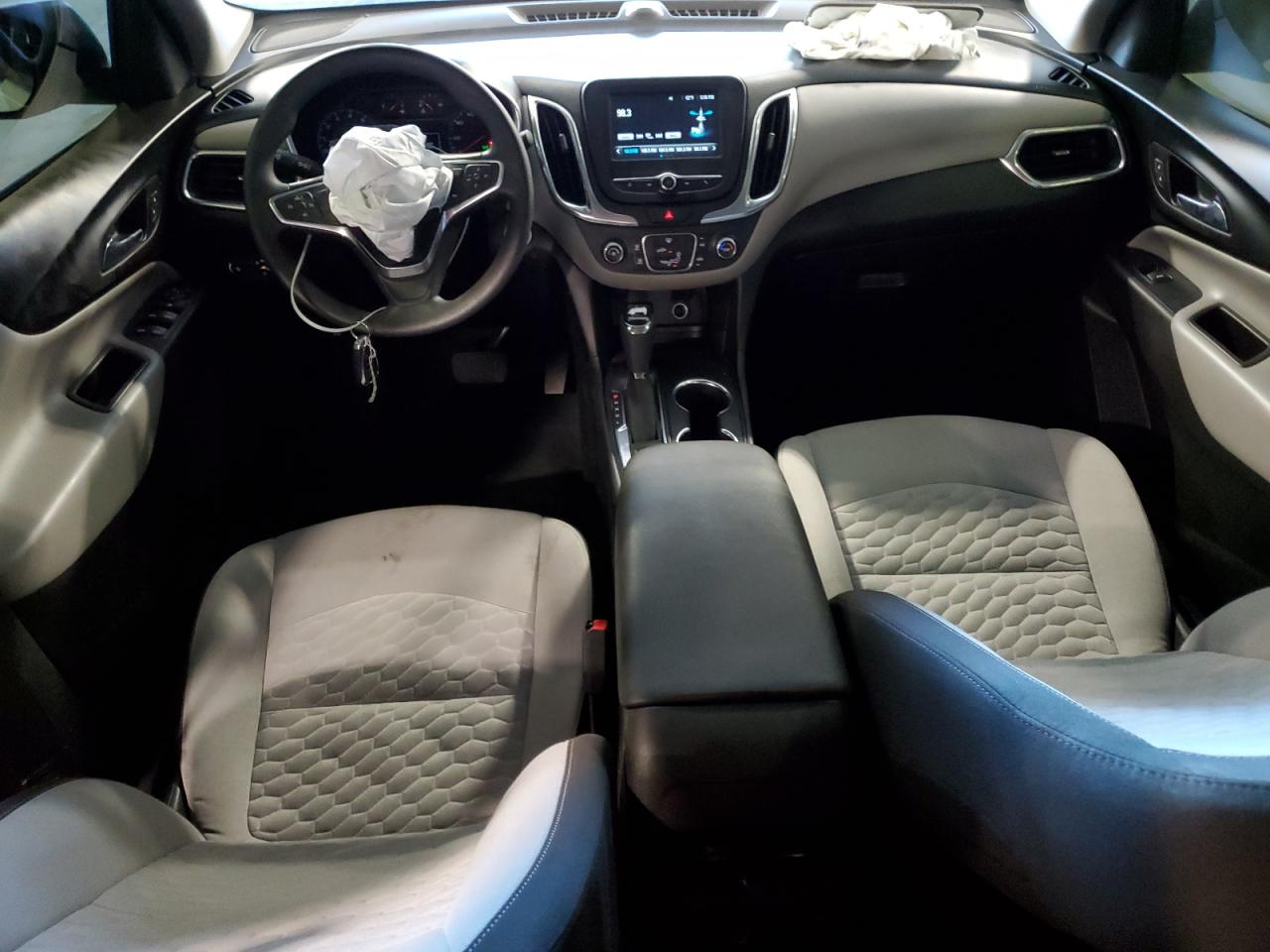 2018 Chevrolet Equinox - Image 8