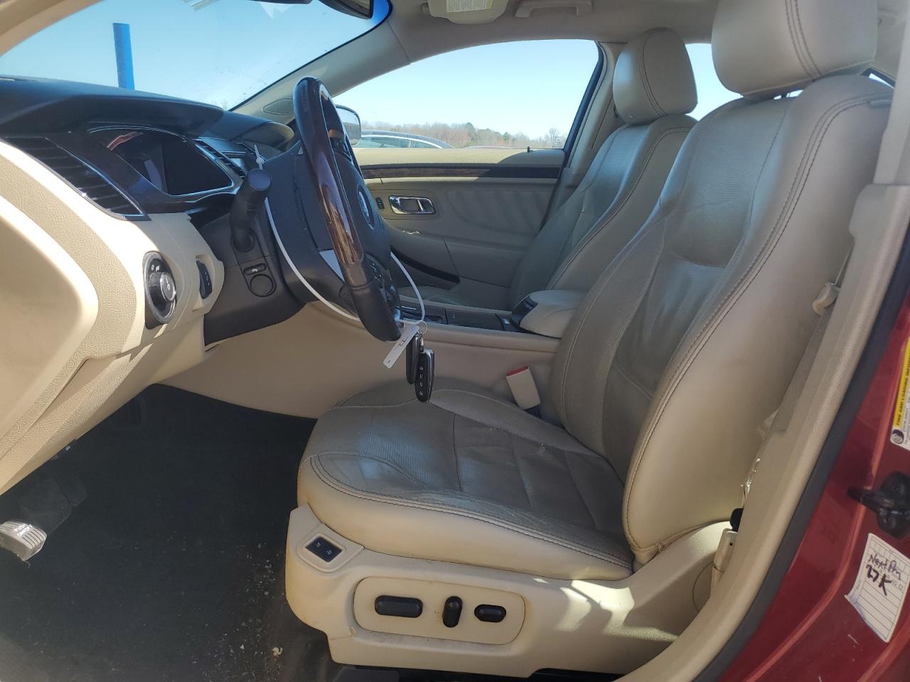 2015 Ford Taurus - Image 7