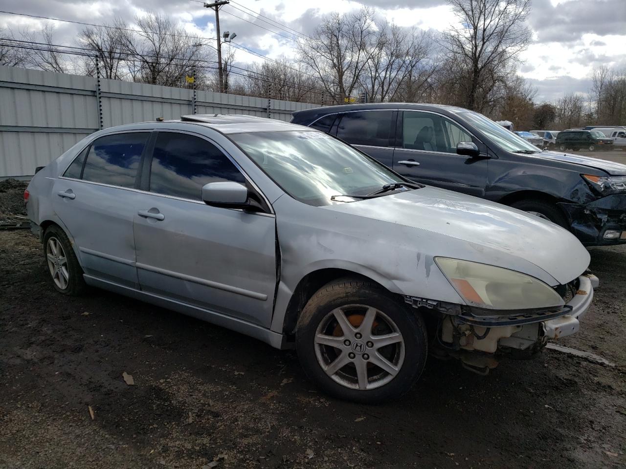 2004 Honda Accord - Image 4