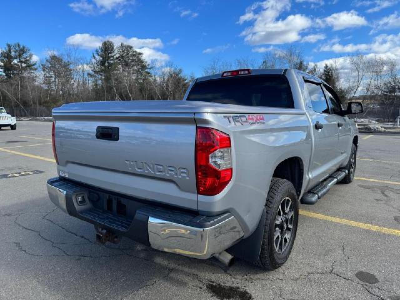 2014 Toyota Tundra - Image 4
