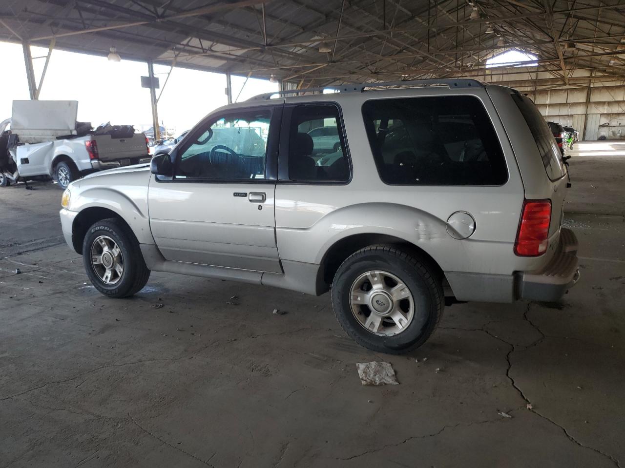 2003 Ford Explorer - Image 2