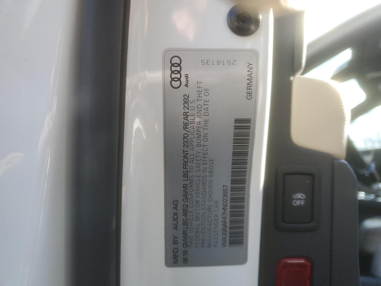 2017 Audi A4 - Image 14