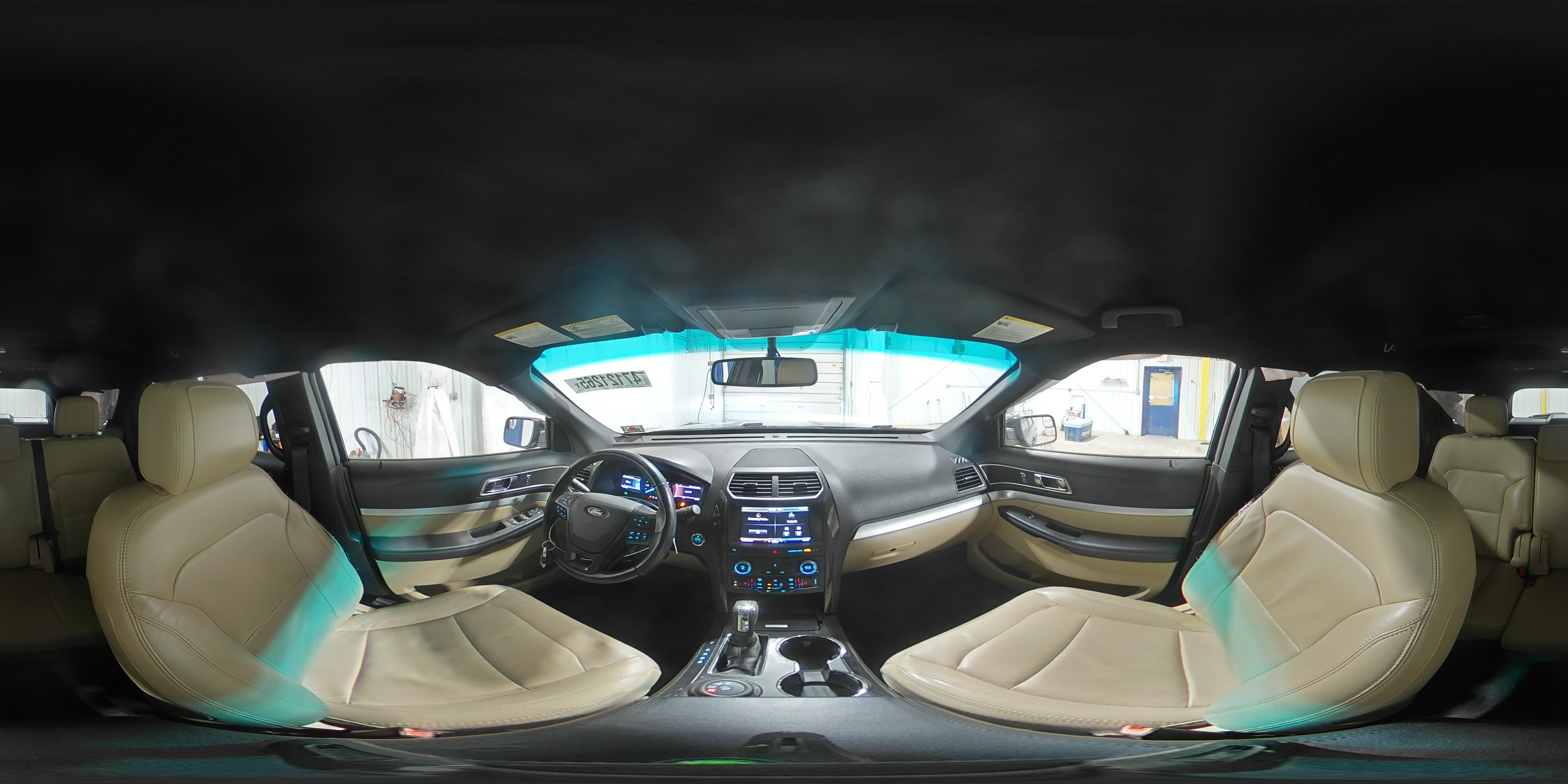2016 Ford Explorer - Image 15