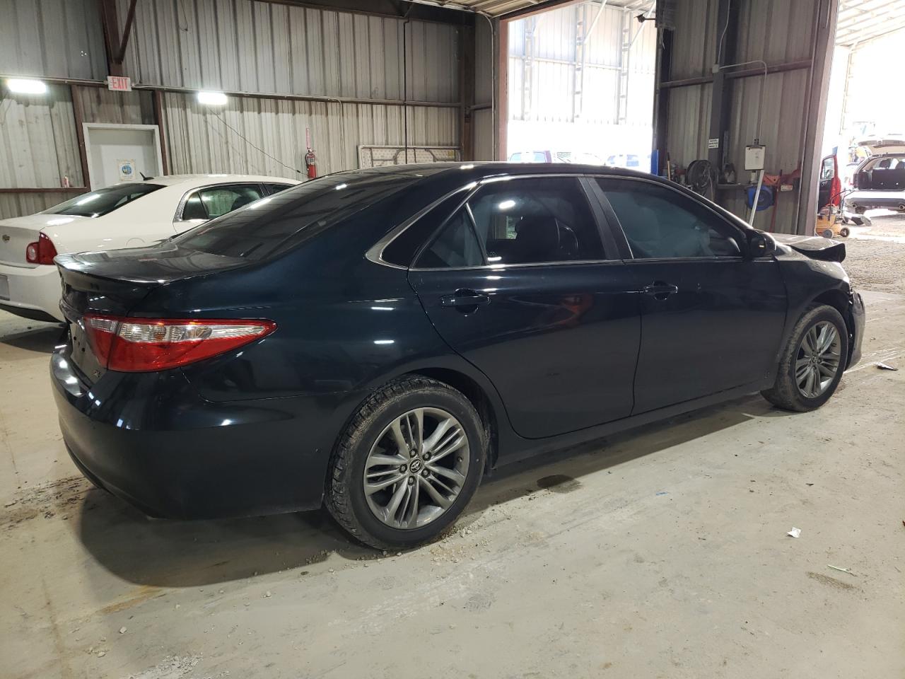 2015 Toyota Camry - Image 3