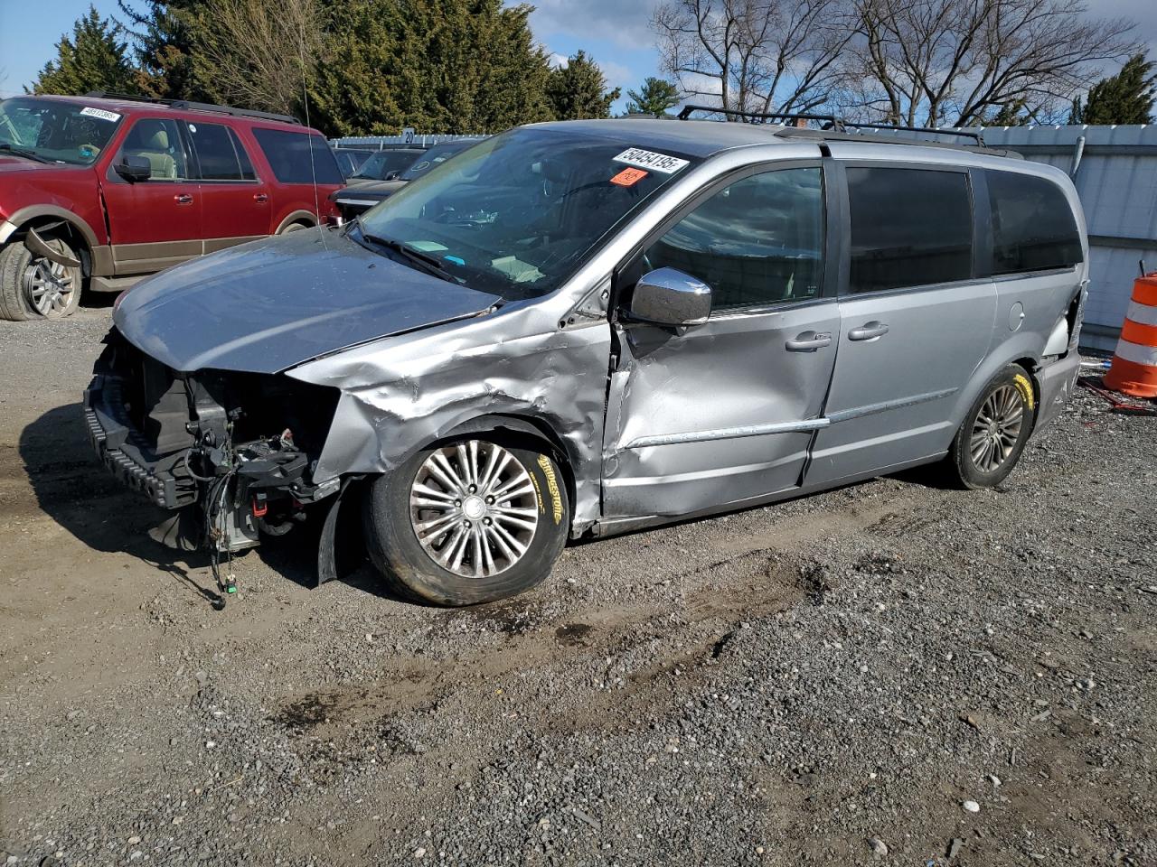 2014 Chrysler Town & Country Touring L
