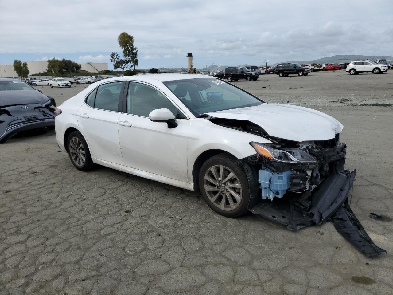 2022 Toyota Camry - Image 4