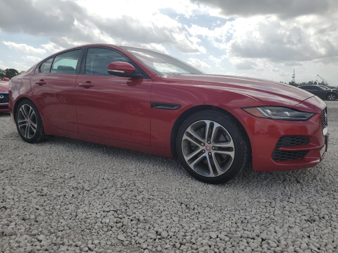 2020 Jaguar XE - Image 4
