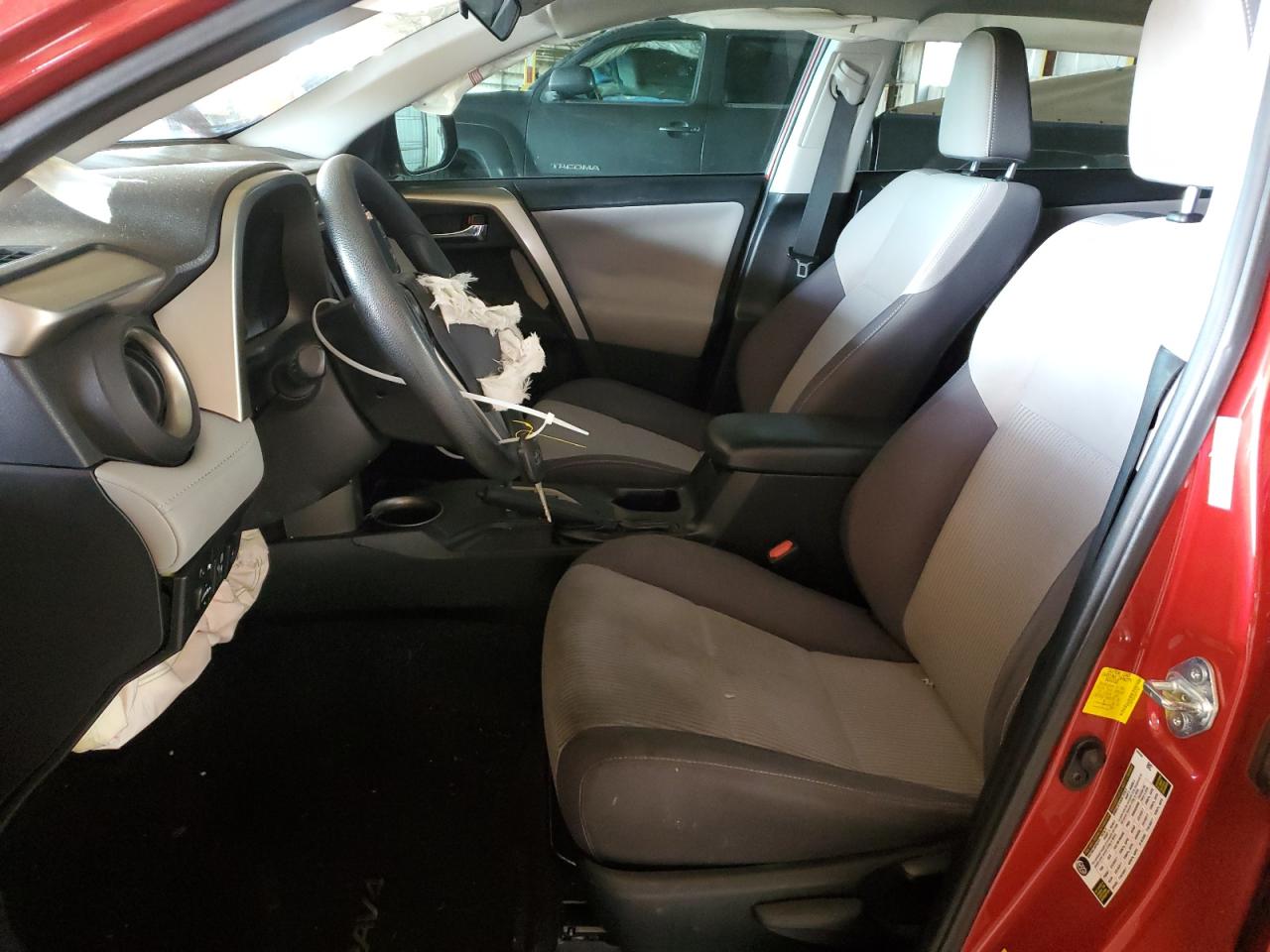 2014 Toyota RAV 4 - Image 7