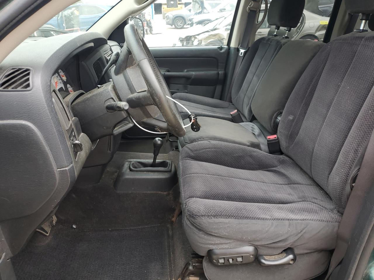 2004 Dodge RAM - Image 7