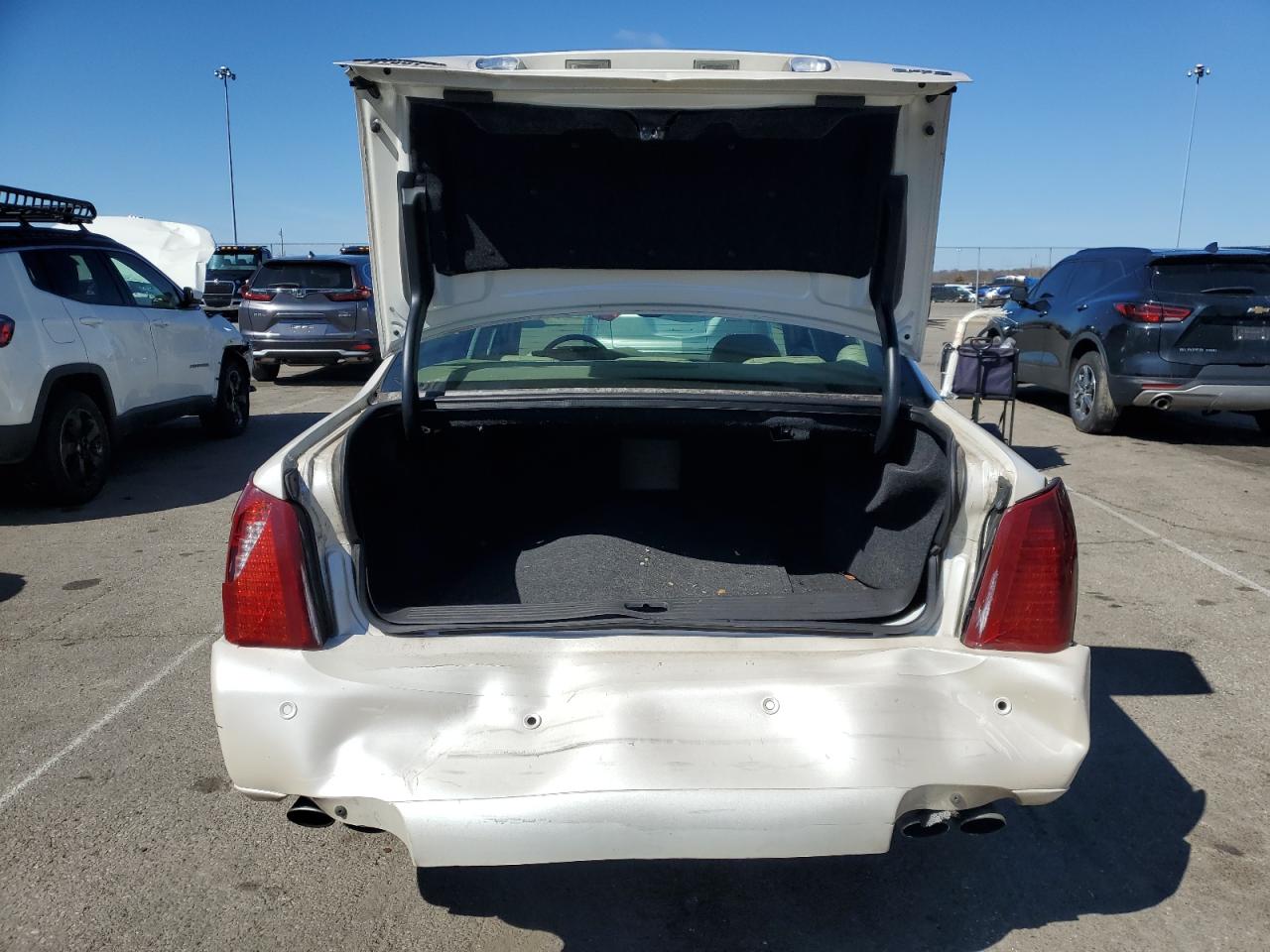 2000 Cadillac De Ville - Image 6