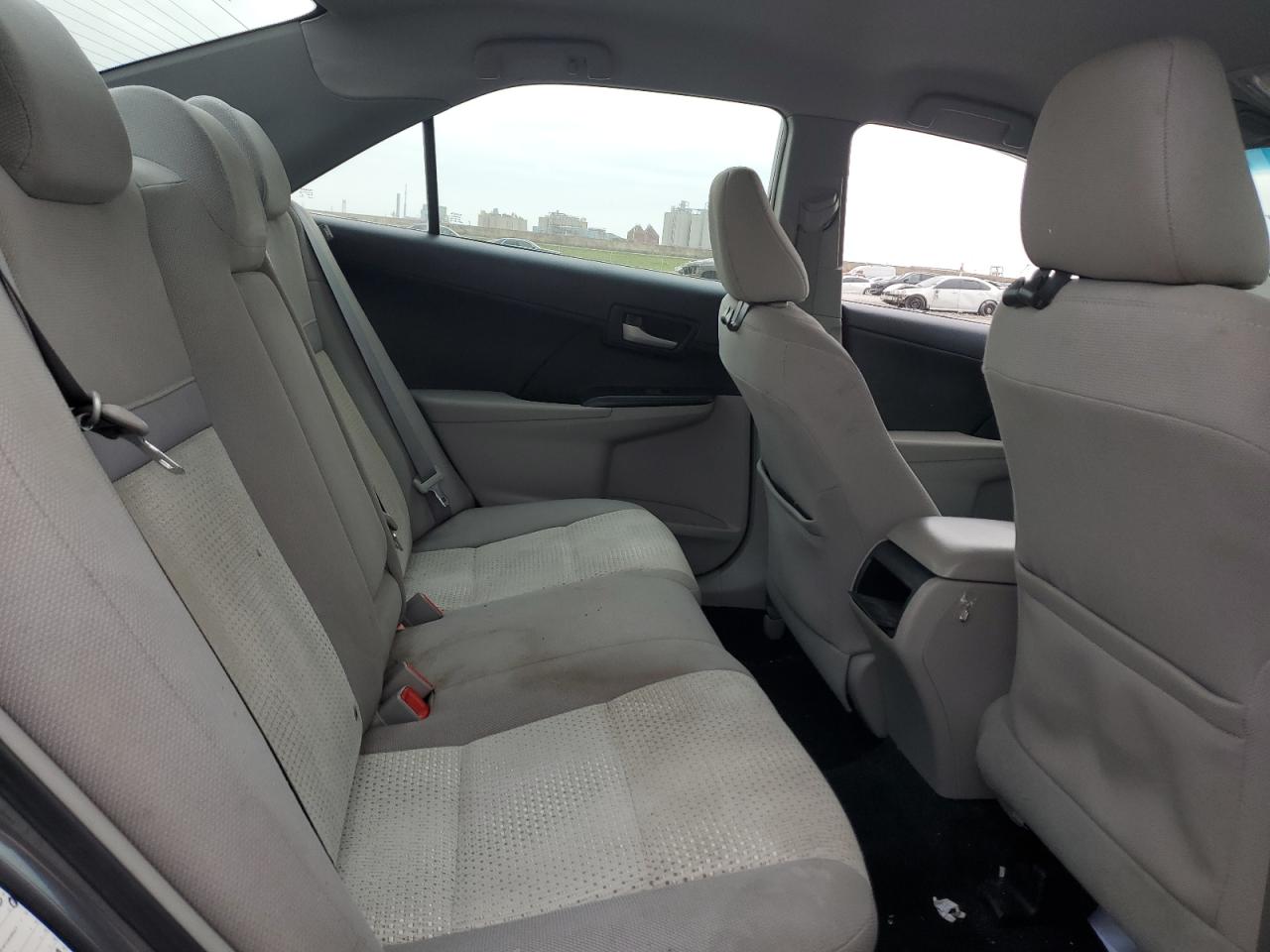 2014 Toyota Camry - Image 10