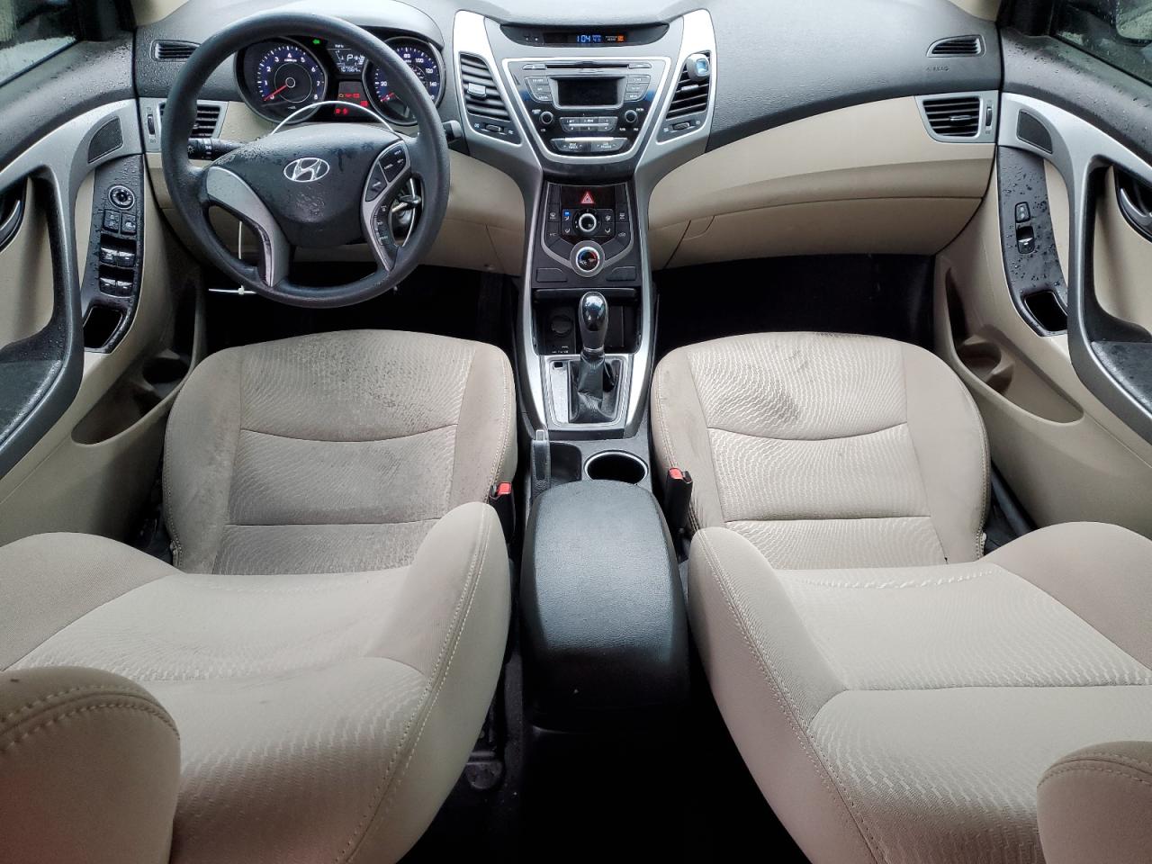 2015 Hyundai Elantra - Image 8