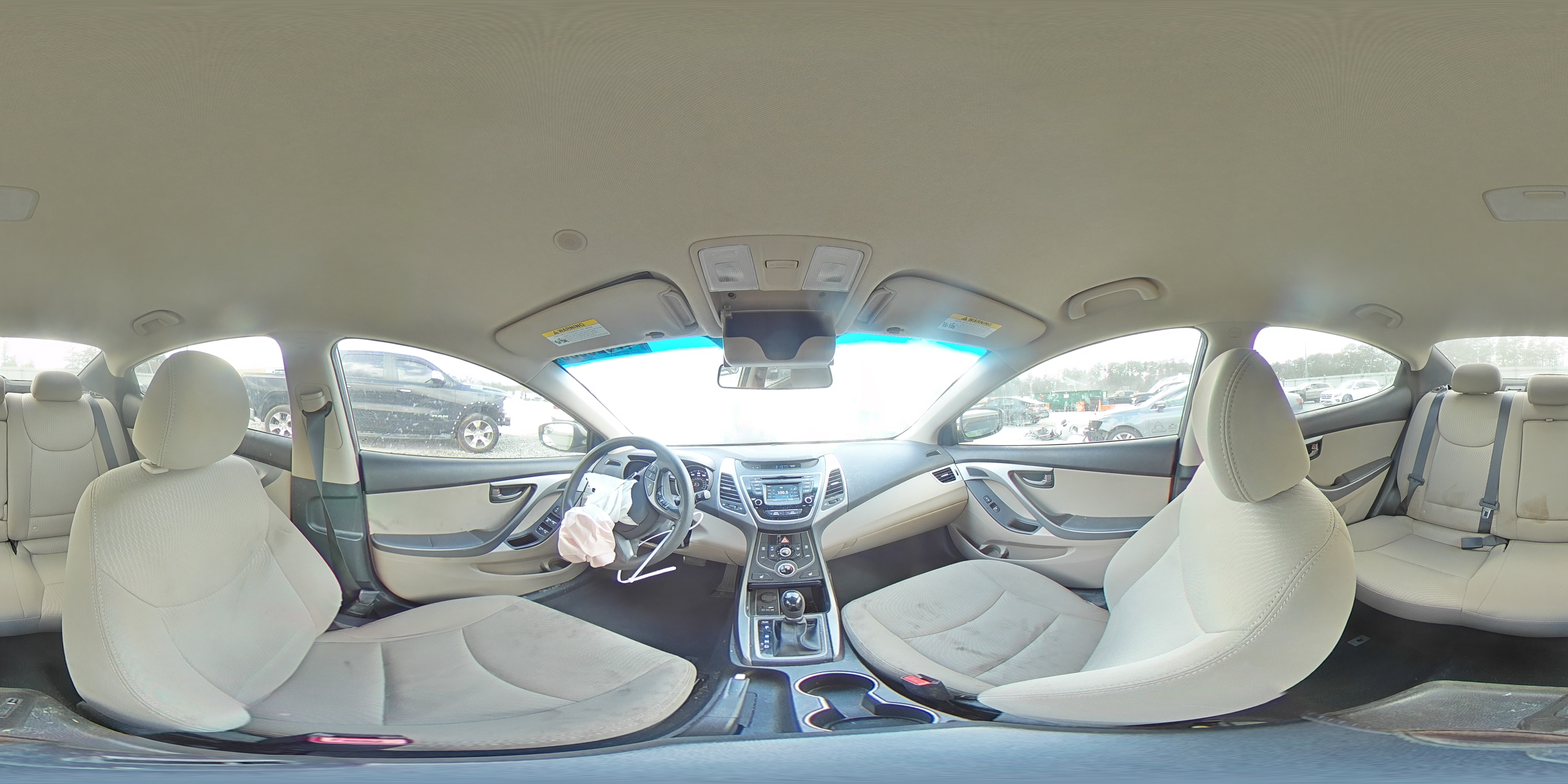2014 Hyundai Elantra - Image 14