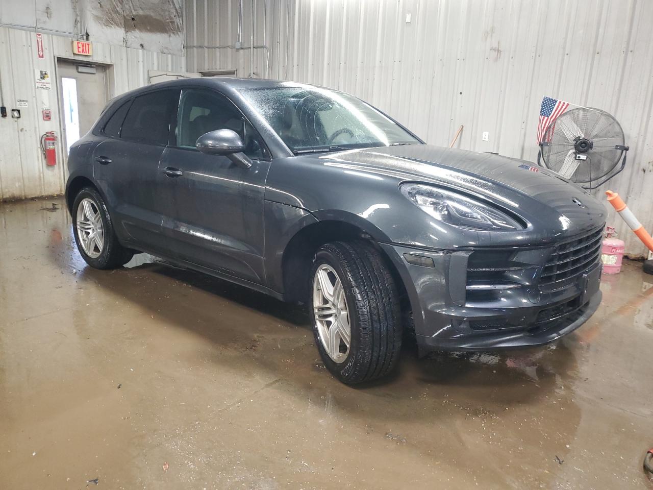 2020 Porsche Macan - Image 4