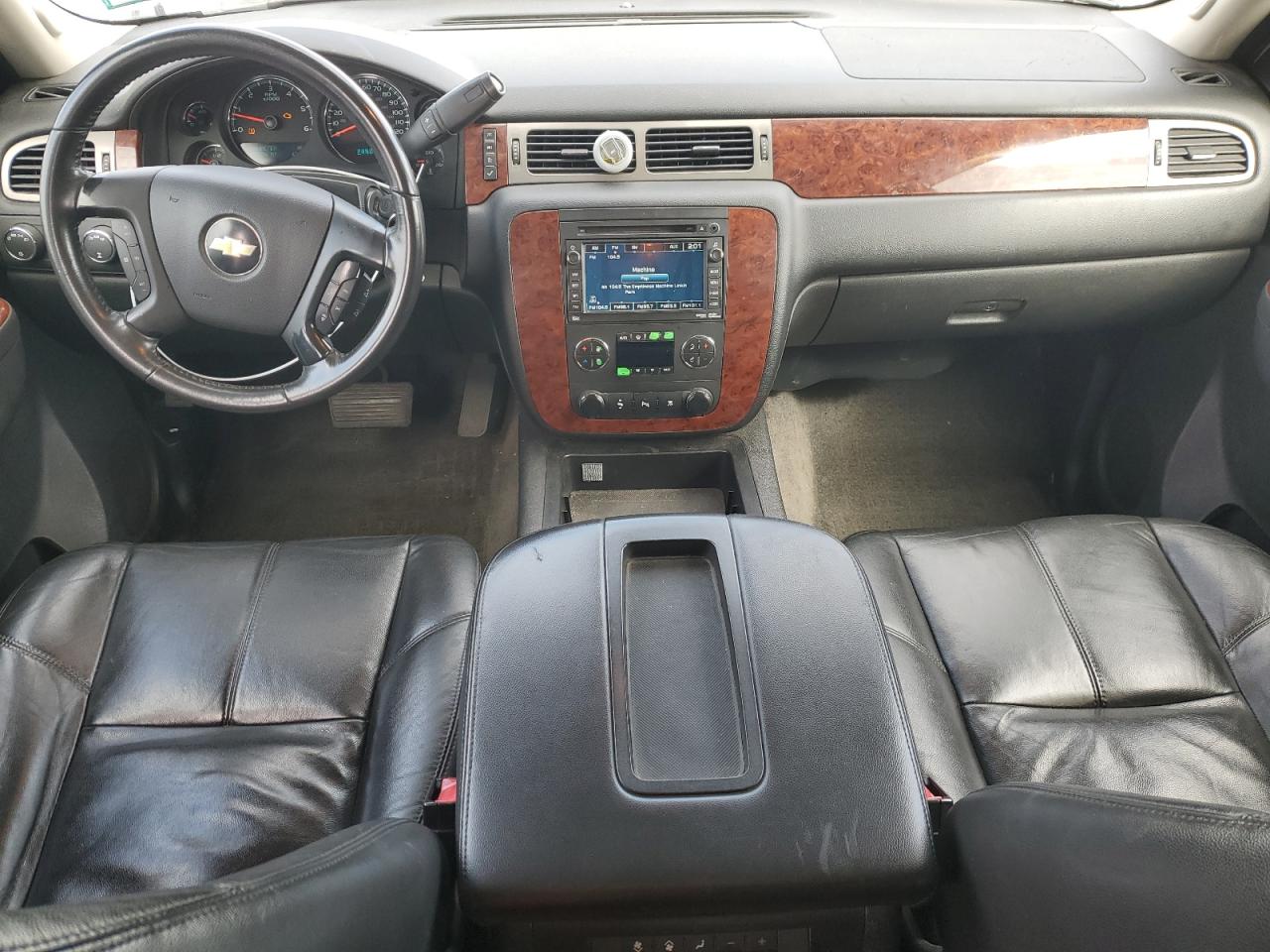 2010 Chevrolet Tahoe - Image 8