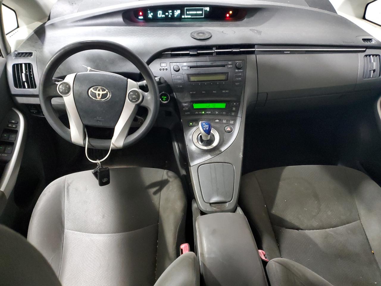 2010 Toyota Prius - Image 8