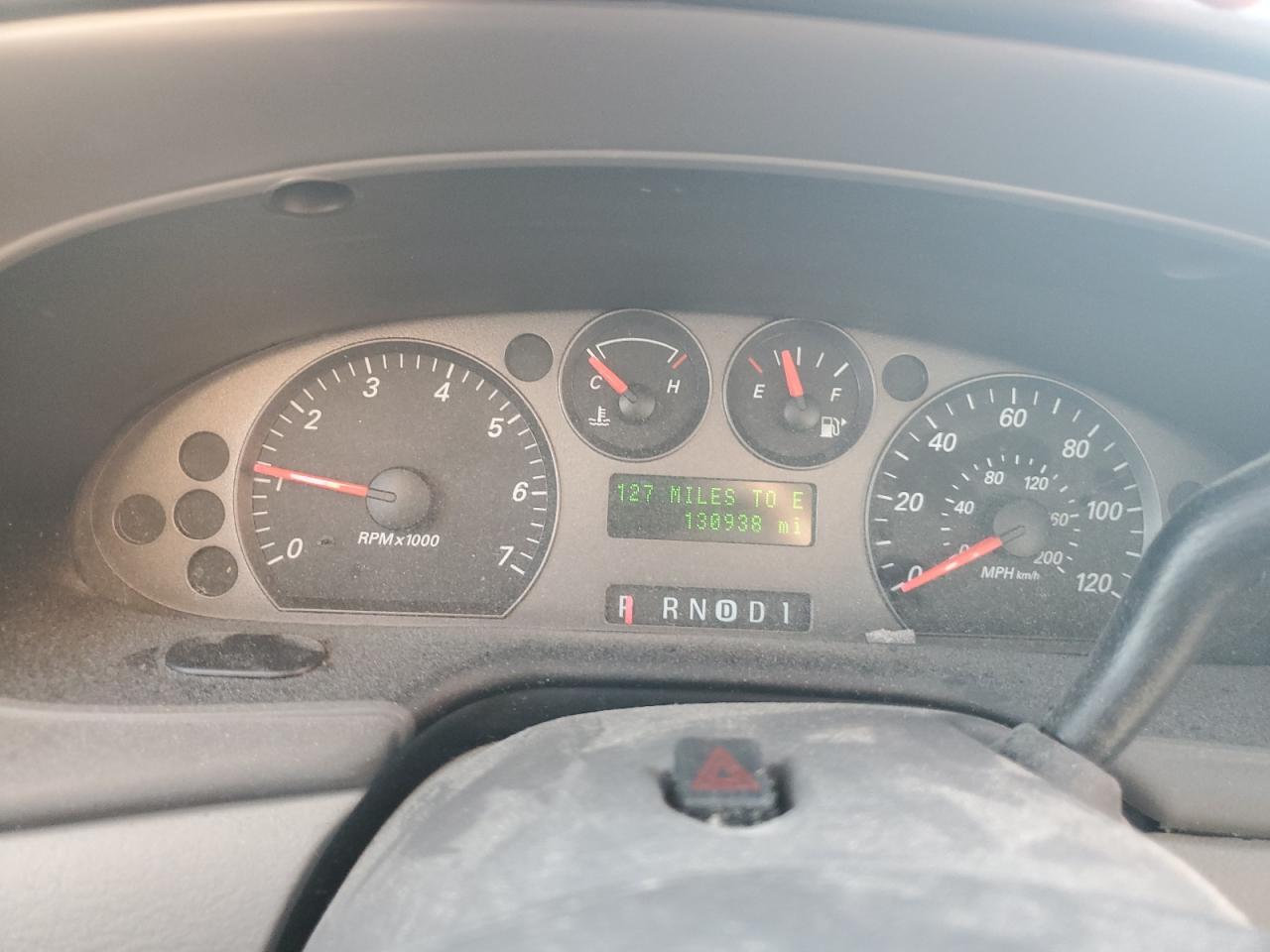 2006 Ford Taurus - Image 9