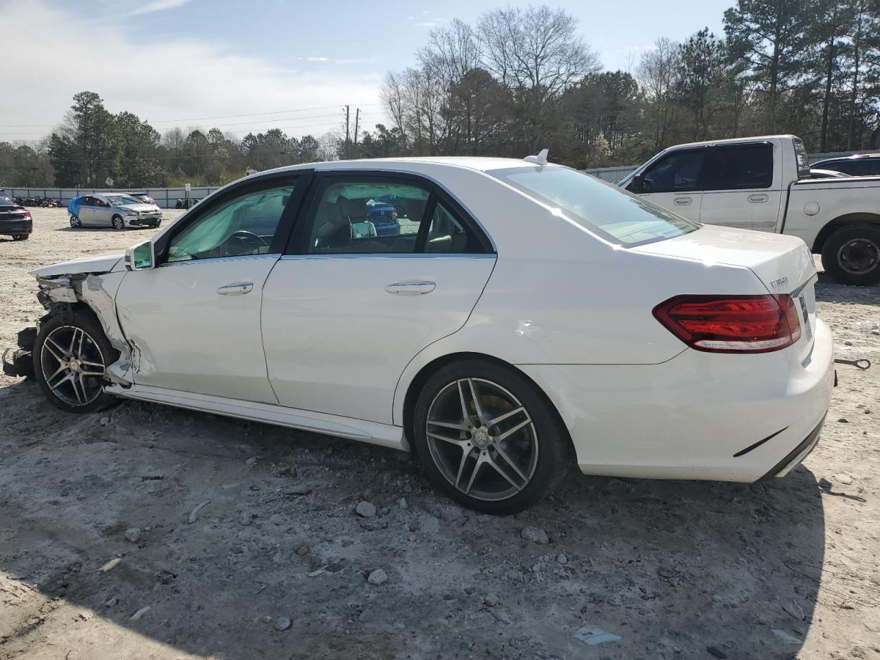 2015 Mercedes-Benz E-klasse - Image 2