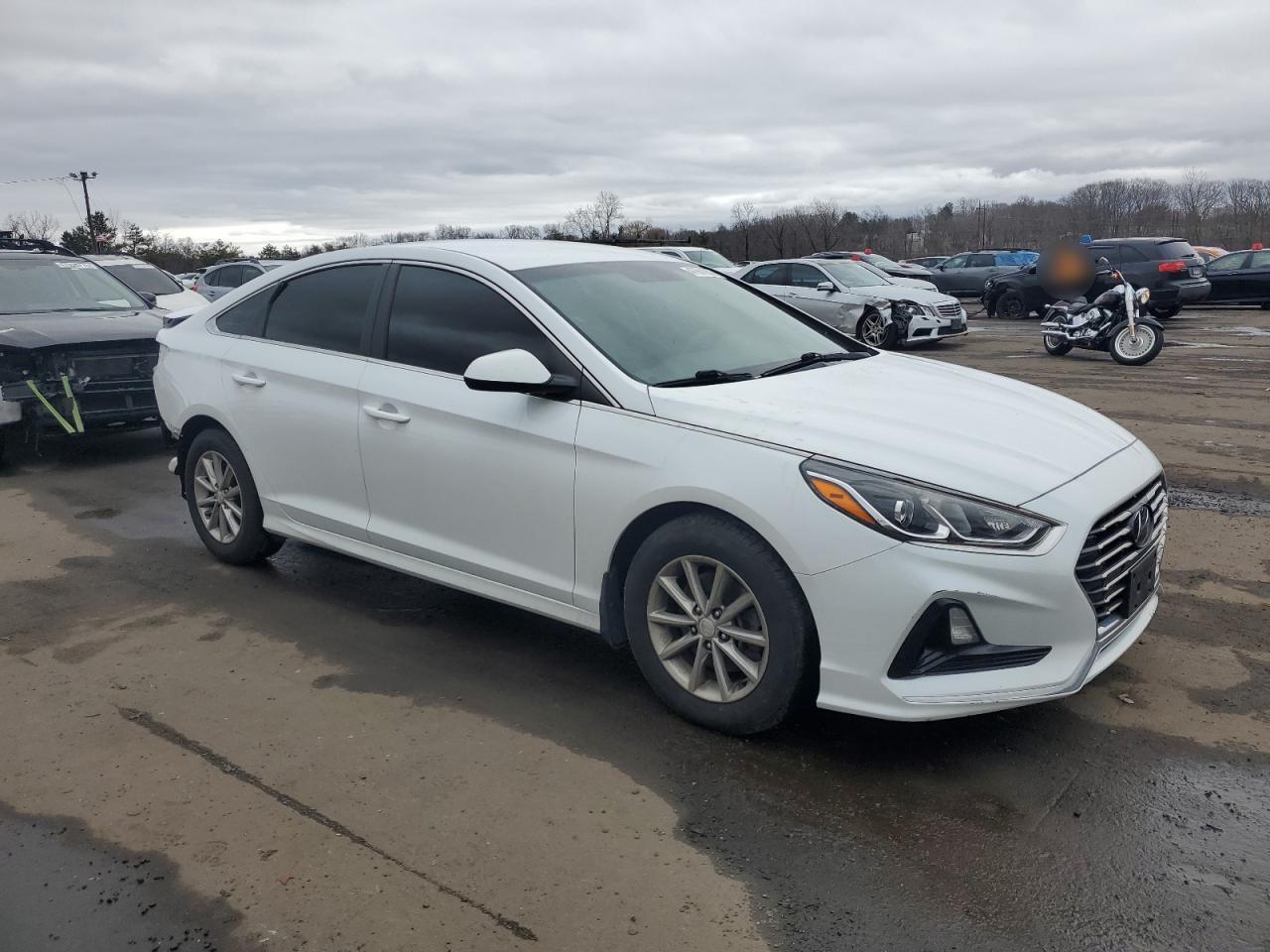 2018 Hyundai Sonata - Image 4