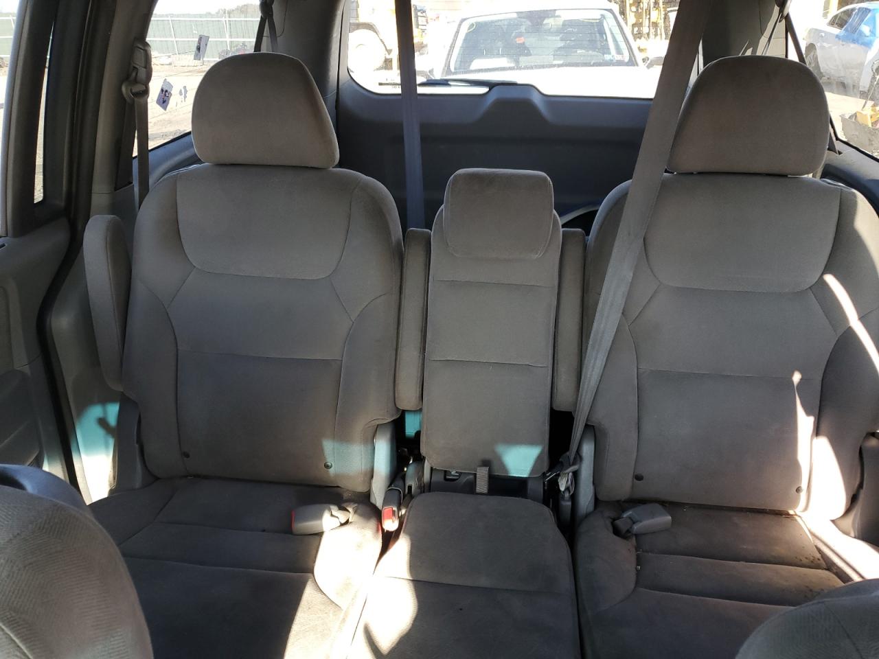 2009 Honda Odyssey - Image 10