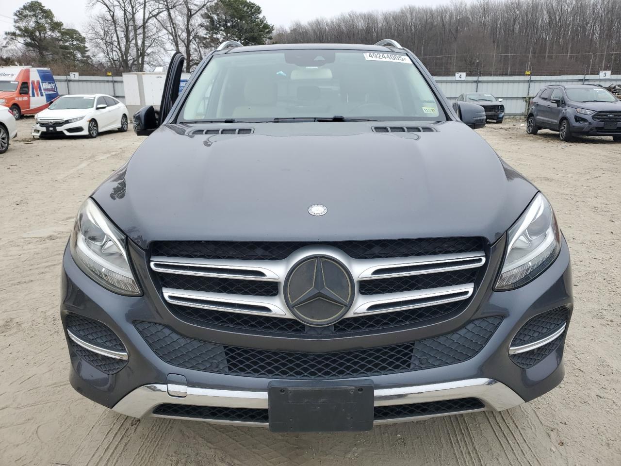 2016 Mercedes-Benz GLE - Image 5